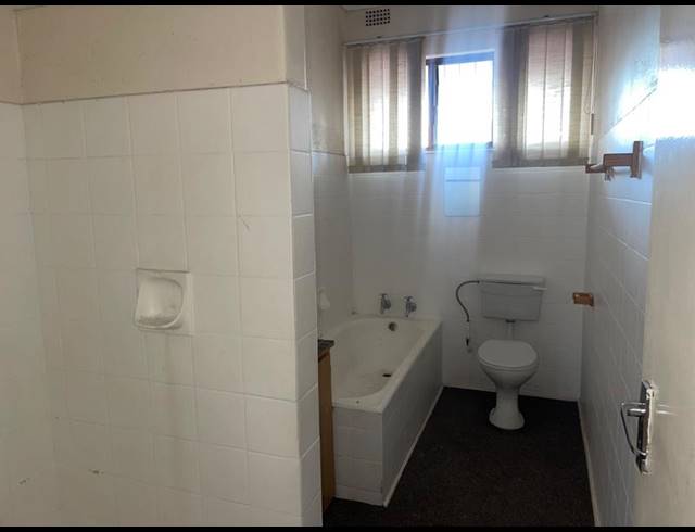 2 BEDROOM PROPERTY TO RENT IN VANDERBIJLPARK SW 5